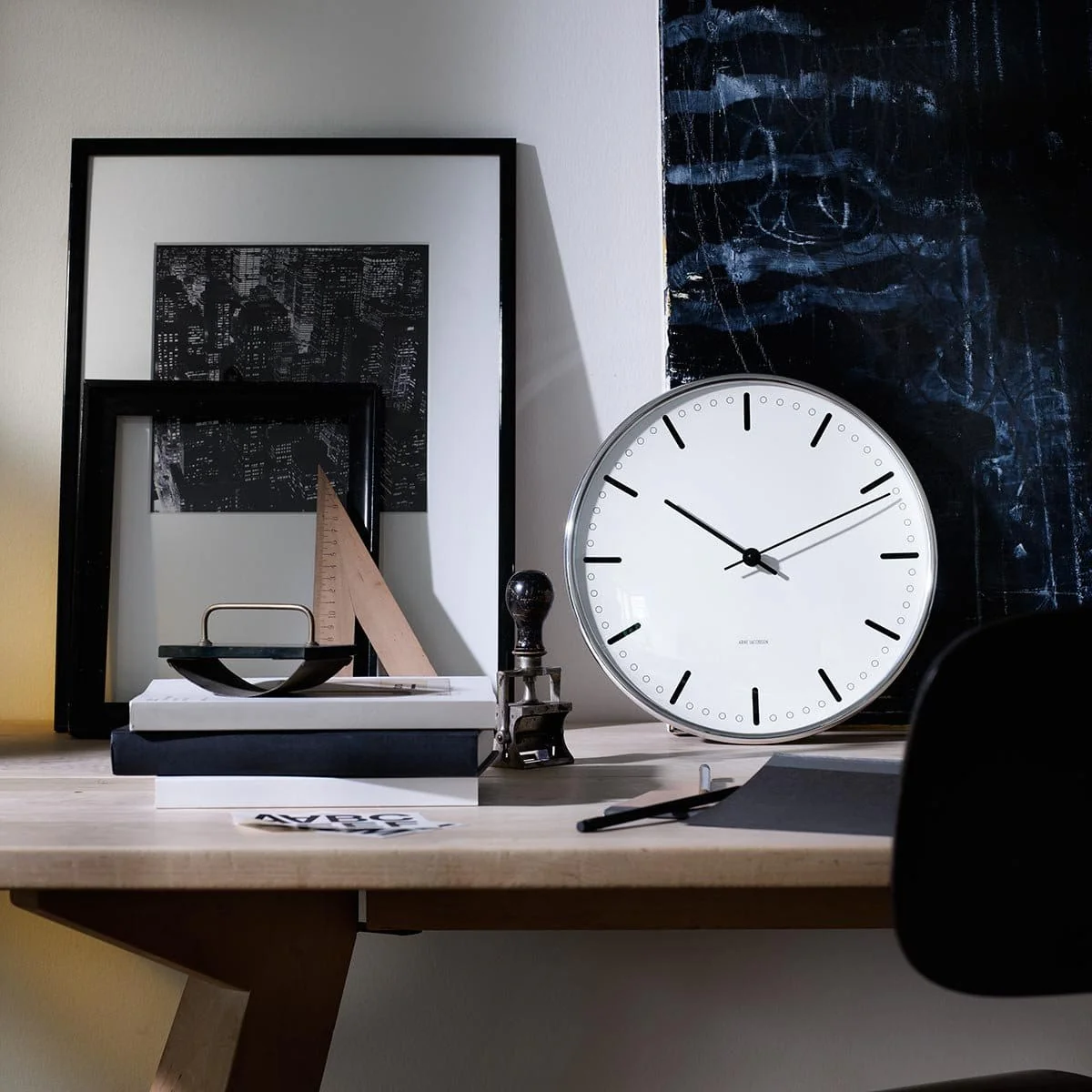ARNE JACOBSEN City Hall Wall Clock 29cm, White/Black - Image 3