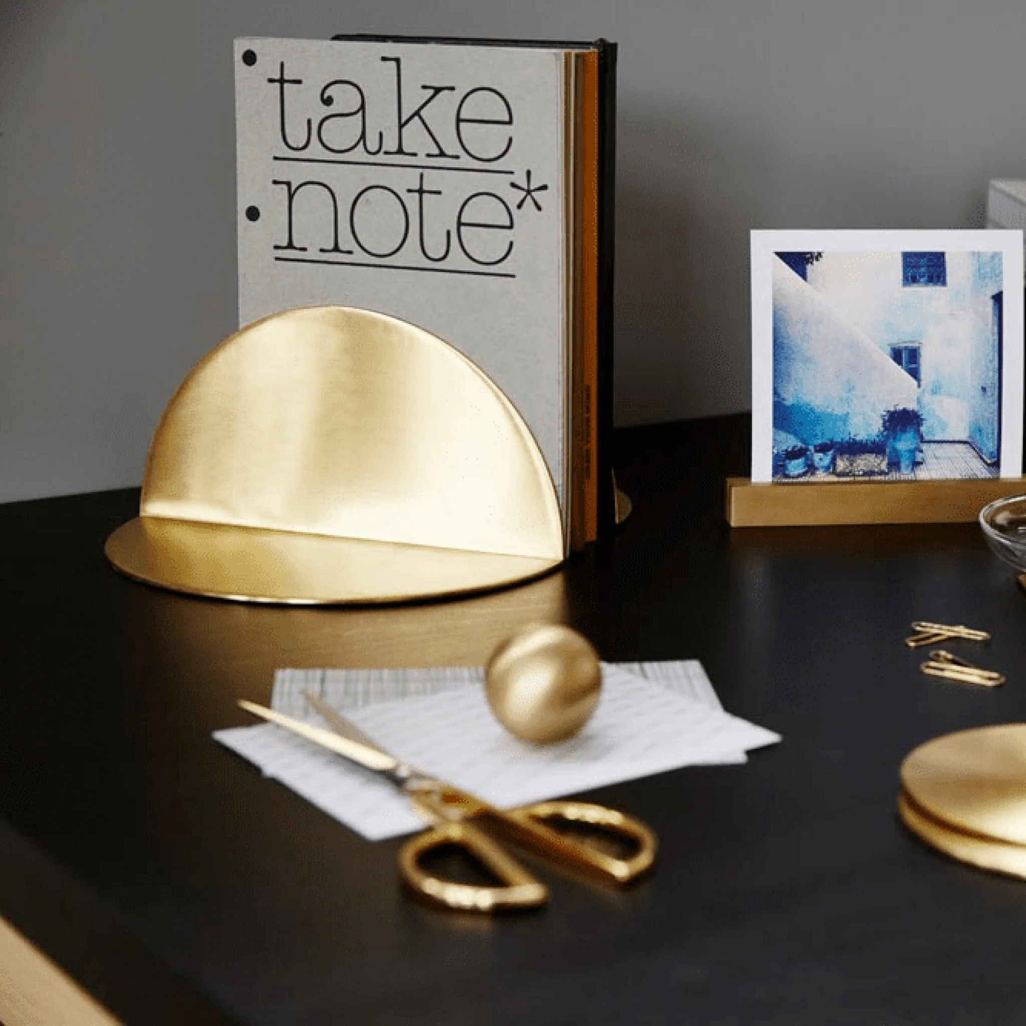 BEHR & CO Bookends Brass (Set of 2) - Image 3