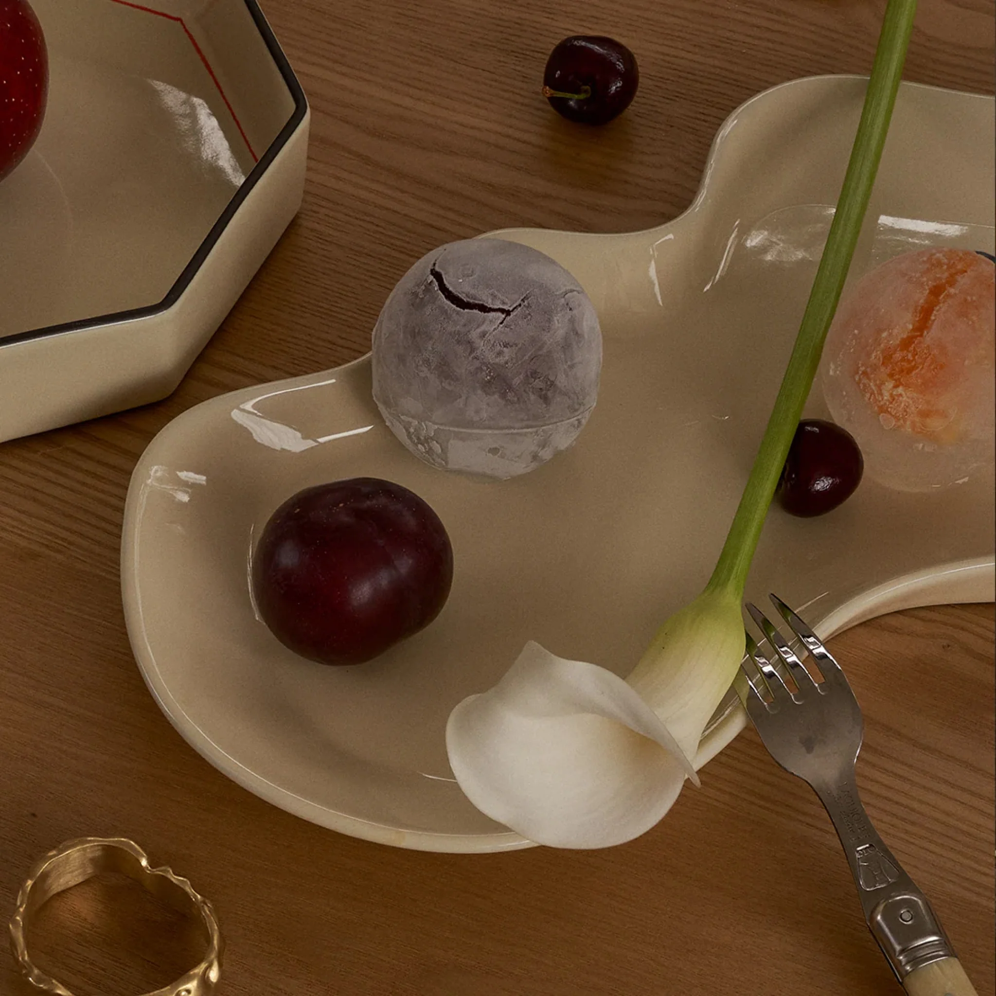 BLACK BLAZE Drift Tray/Platter, Ivory - Image 6