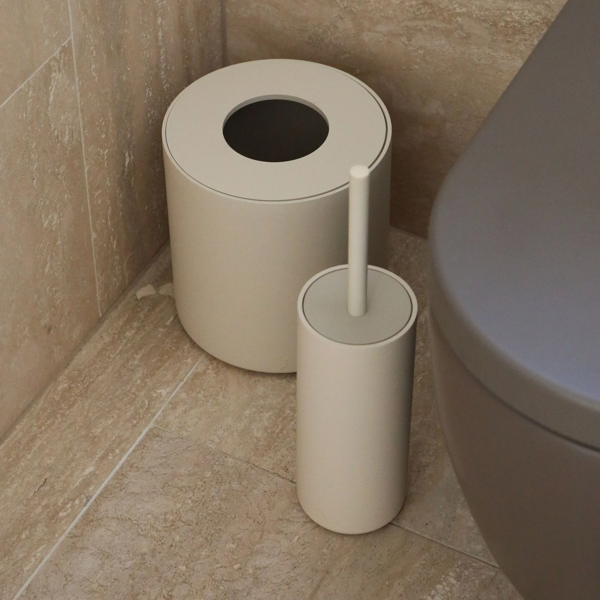 DESIGNSTUFF ARC Toilet Brush, Sand - Image 5
