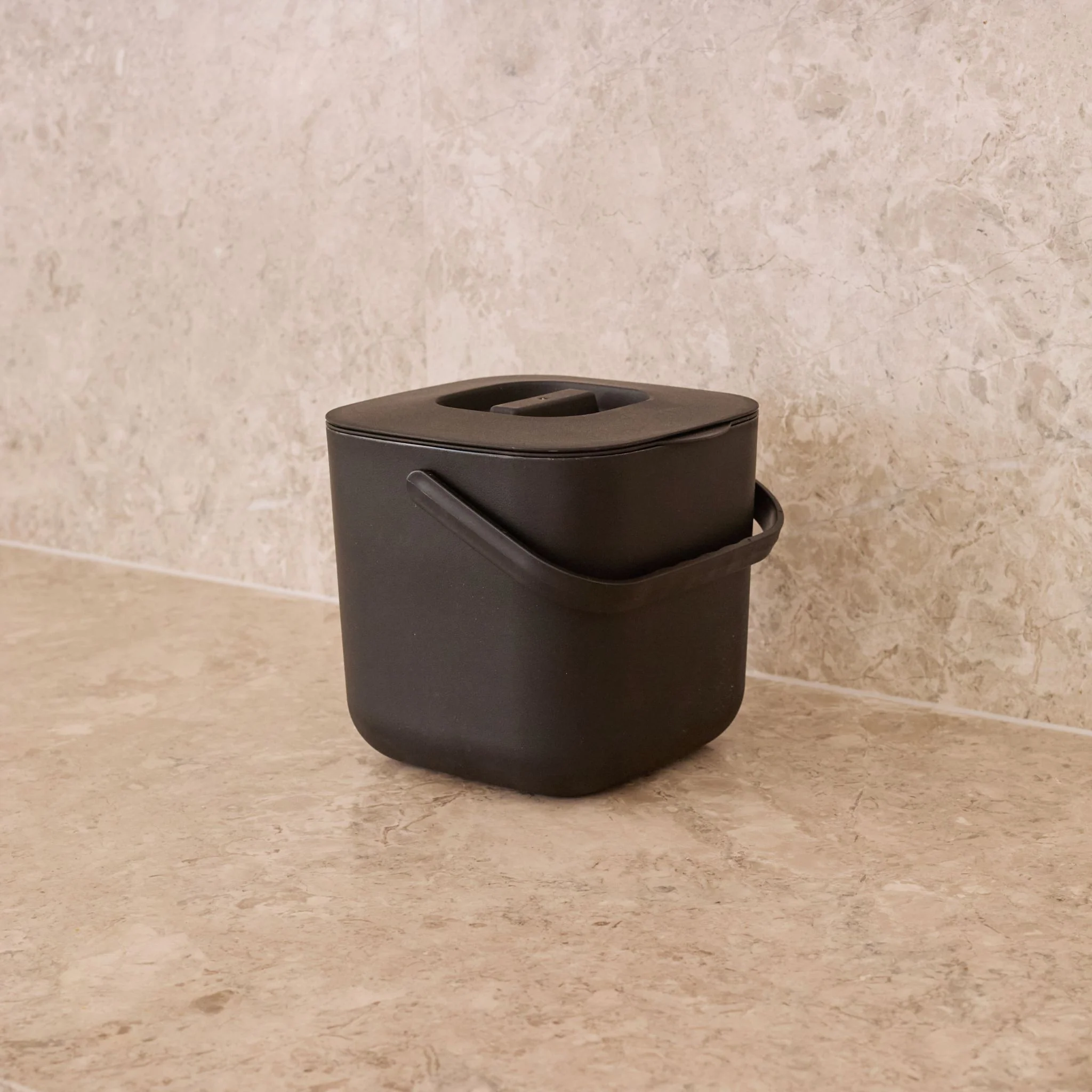 DESIGNSTUFF ETTA Compost Bin 7L, Black - Image 5