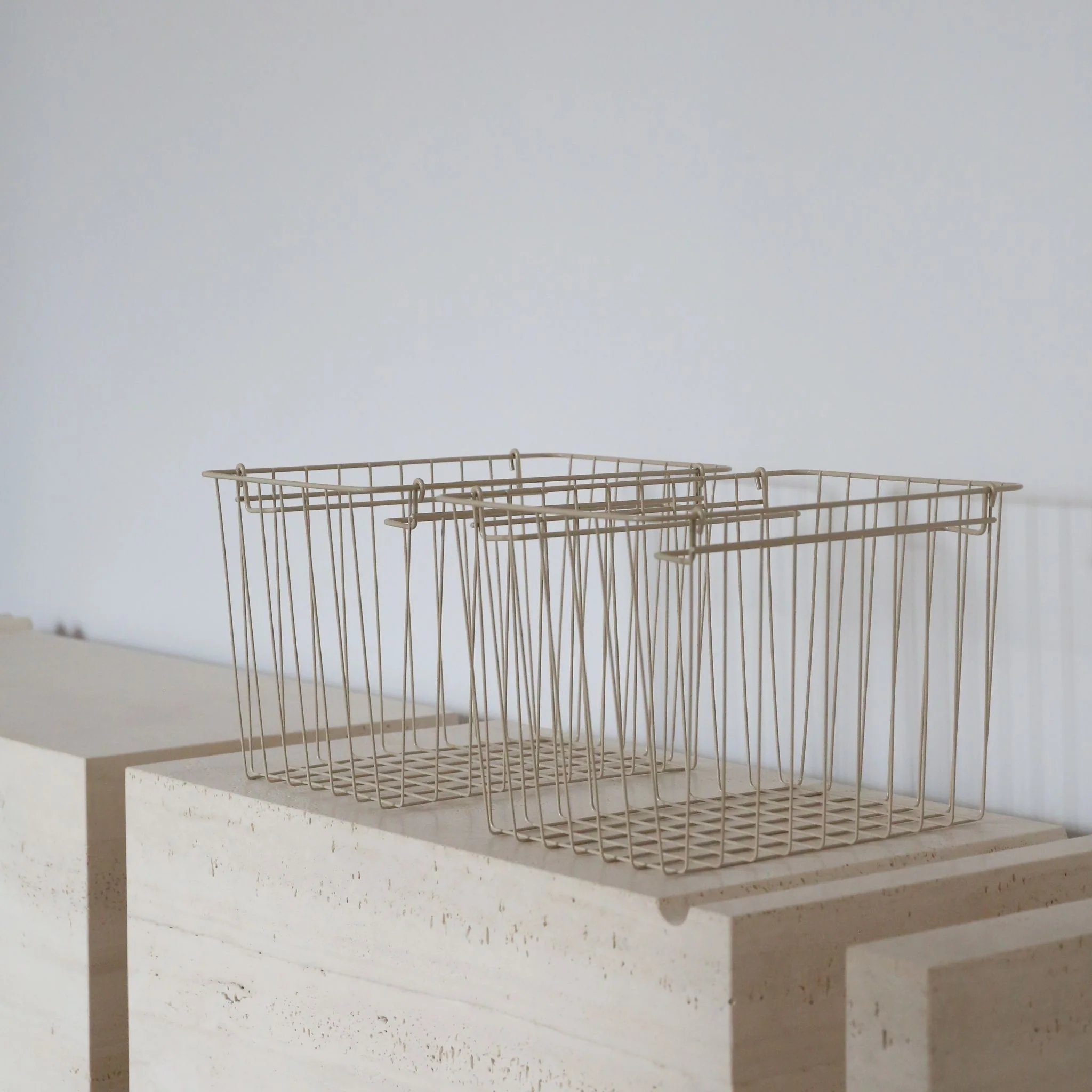 DESIGNSTUFF FORMA Metal Basket, L, Sand - Image 9