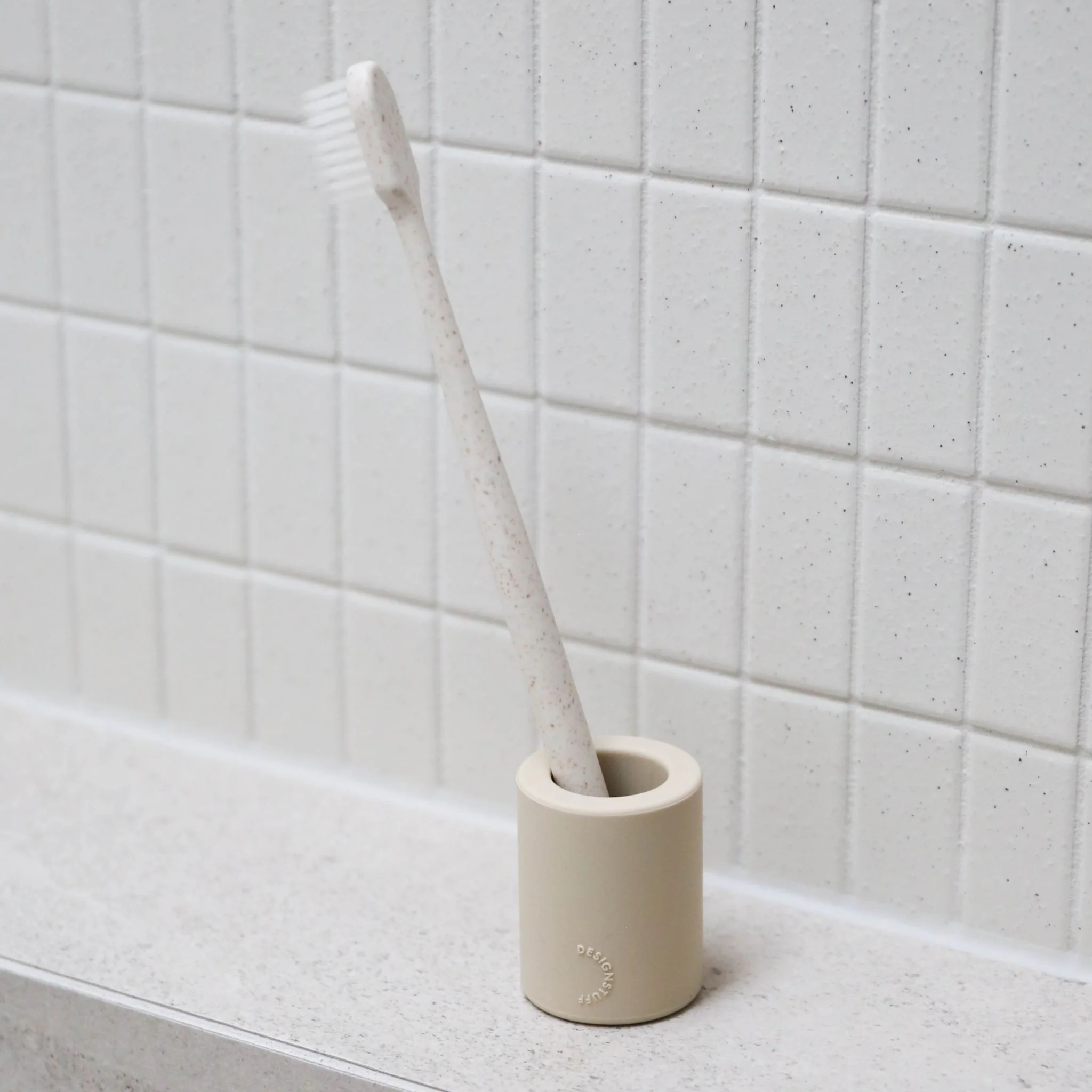 DESIGNSTUFF Toothbrush Holder, Sand - Image 4