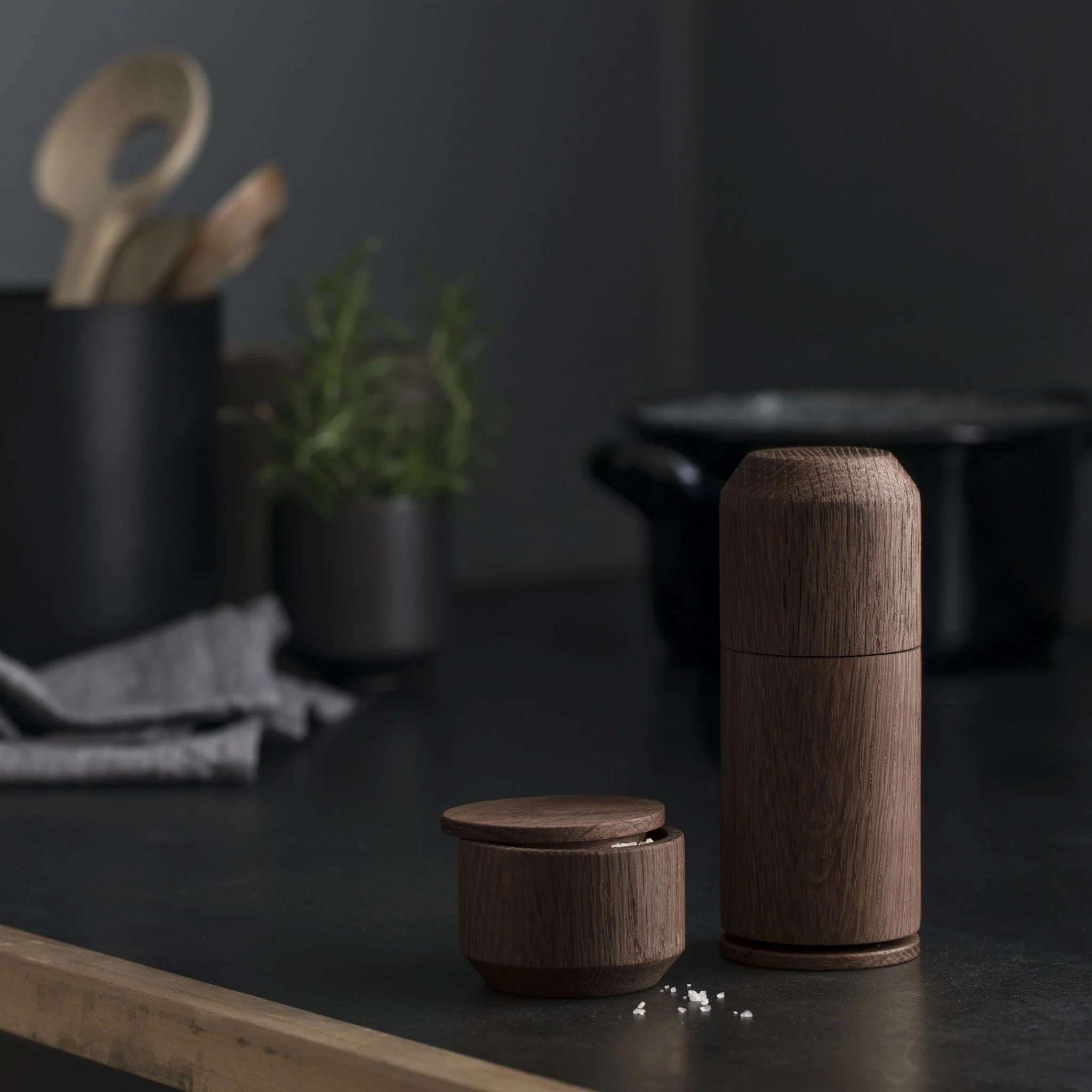 EKTA LIVING 'Salt Me' Salt Dish, Smoked Oak - Image 4