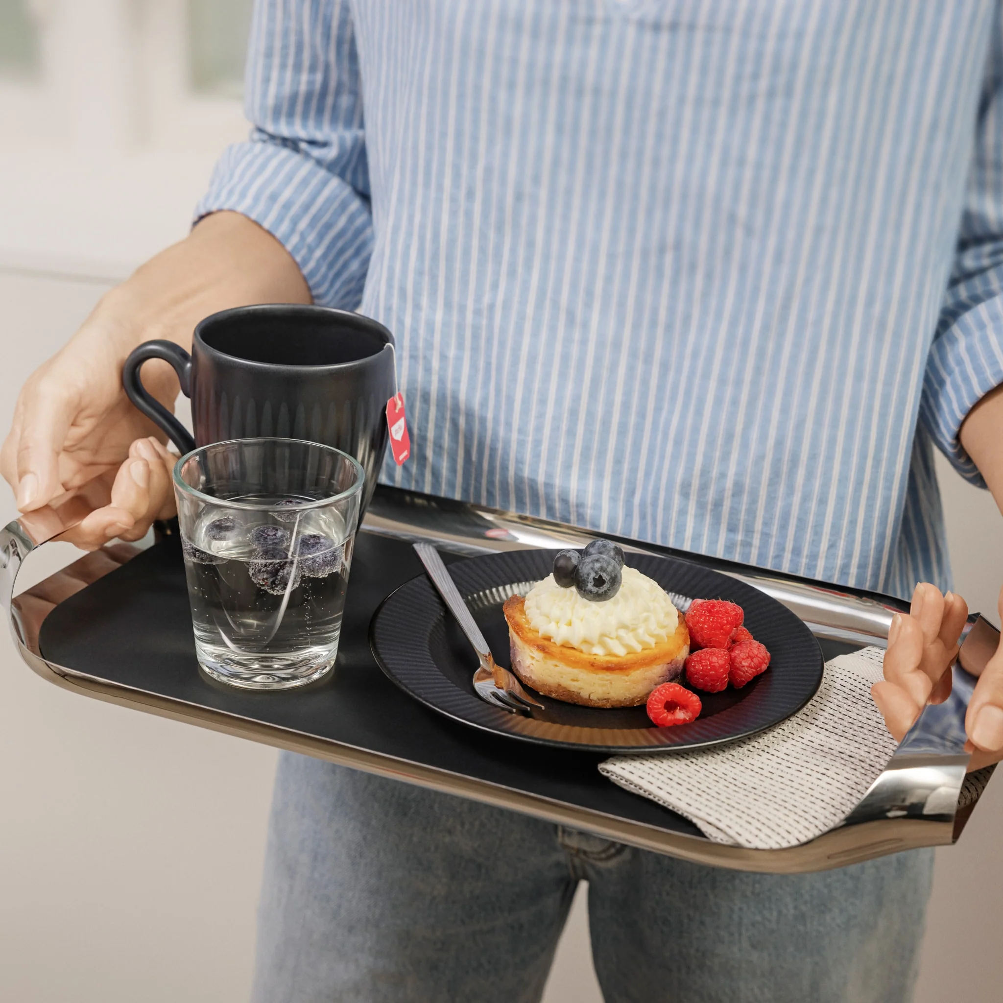 EVA SOLO Liquid Lounge Silicone Mat for Serving Tray - Image 3