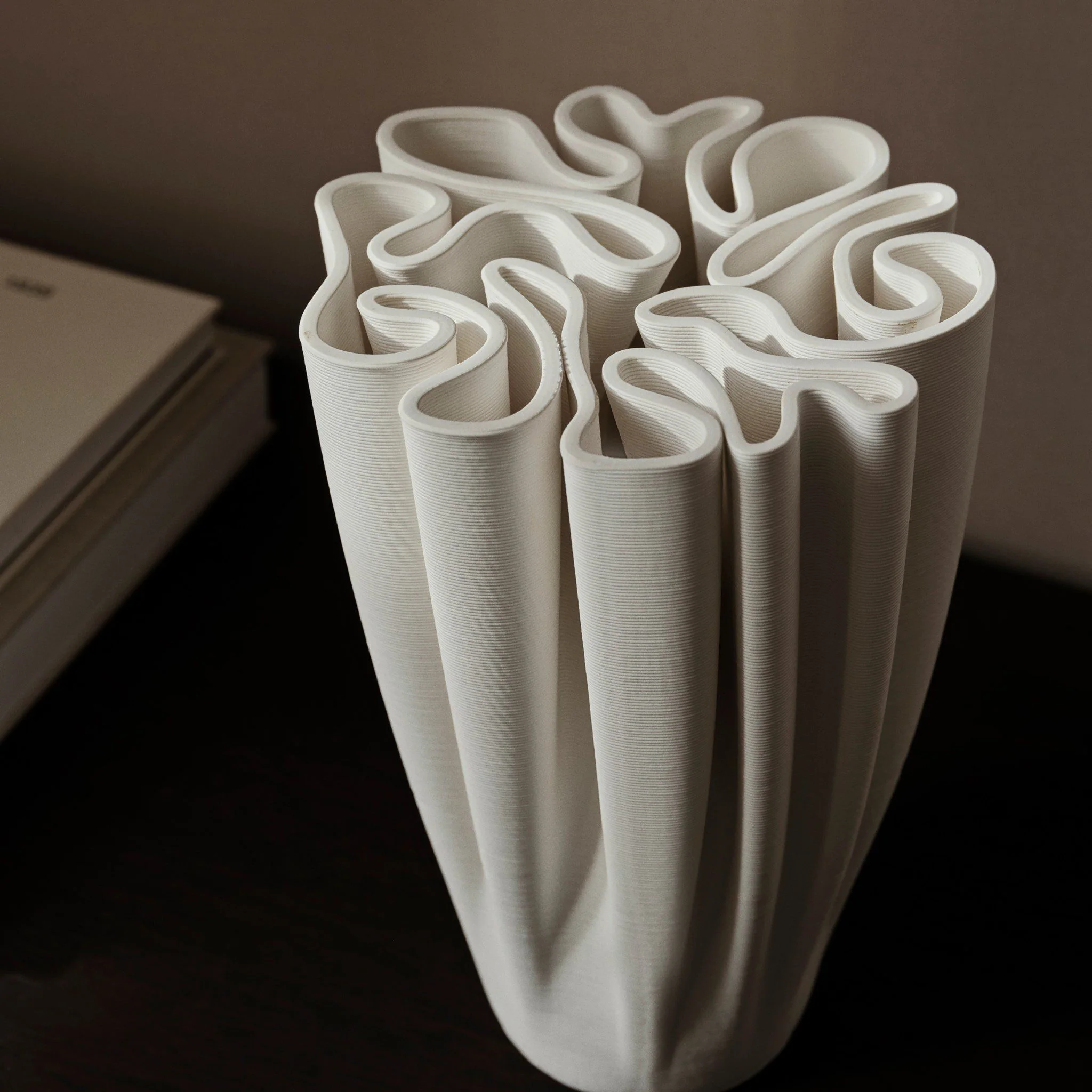 FERM LIVING Dedali Vase, Off-White - Image 4