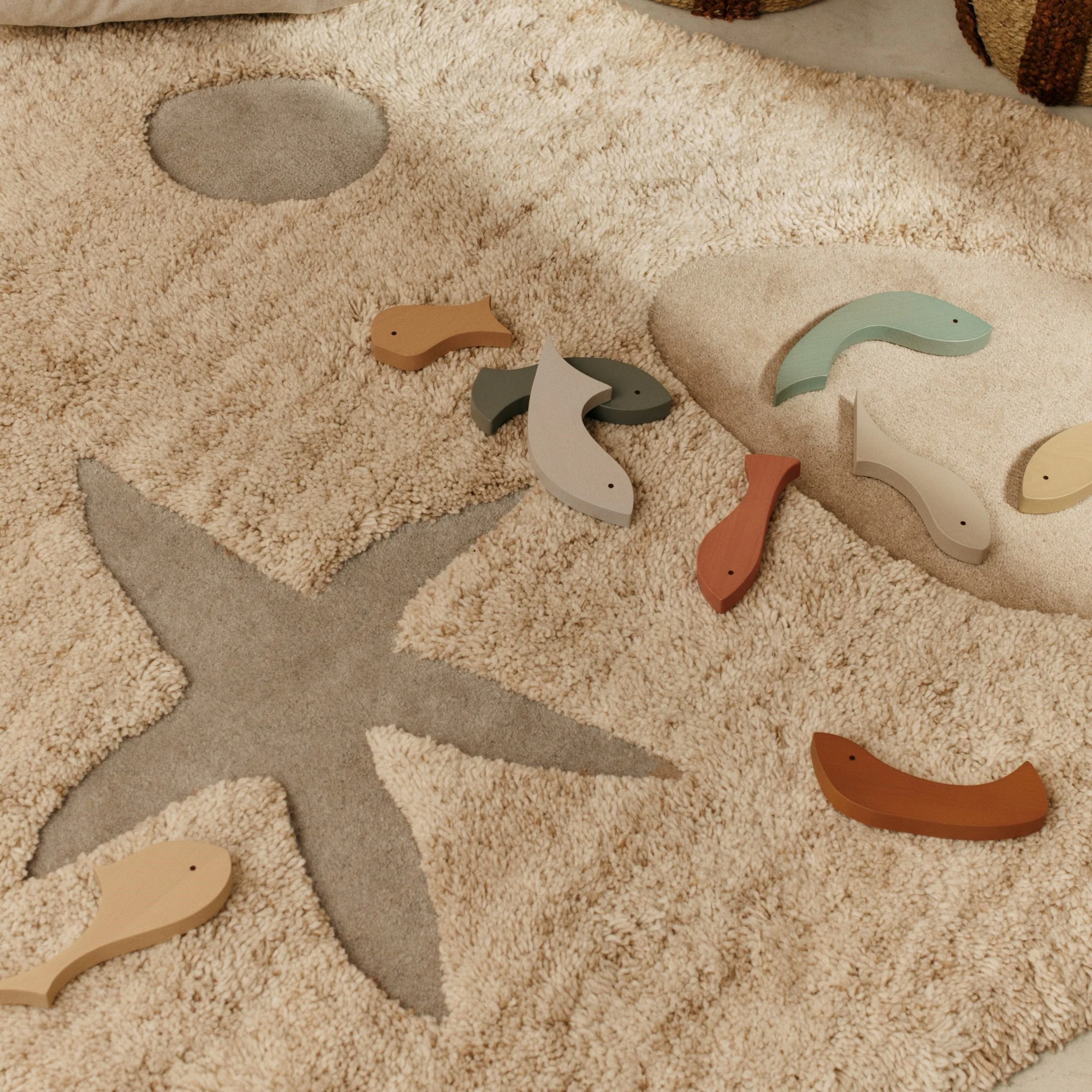 FERM LIVING Kove Tufted Rug, Off White, D 130 cm - Image 3