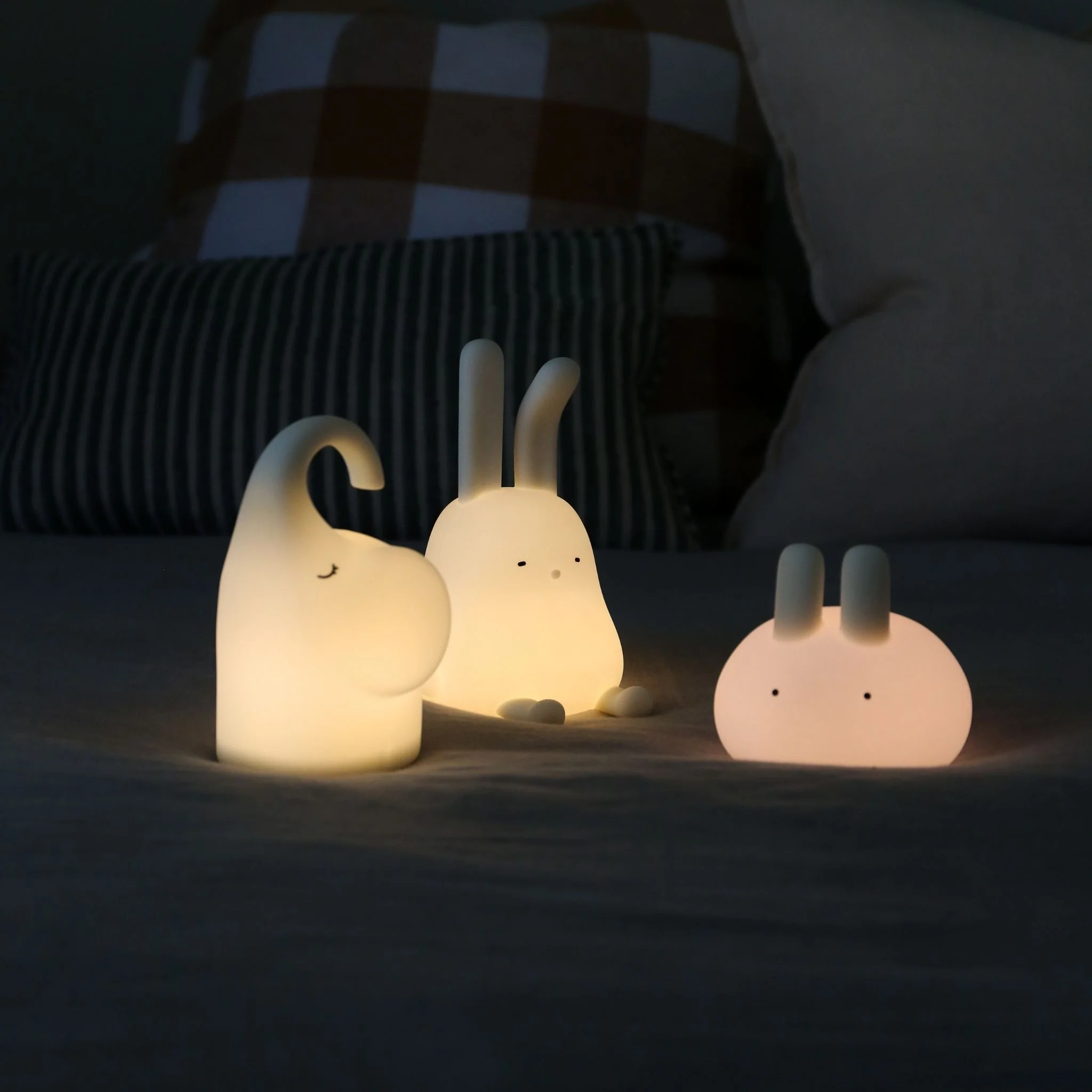 DESIGNSTUFF LUMA Lapin Rabbit Night Lamp, White - Image 8