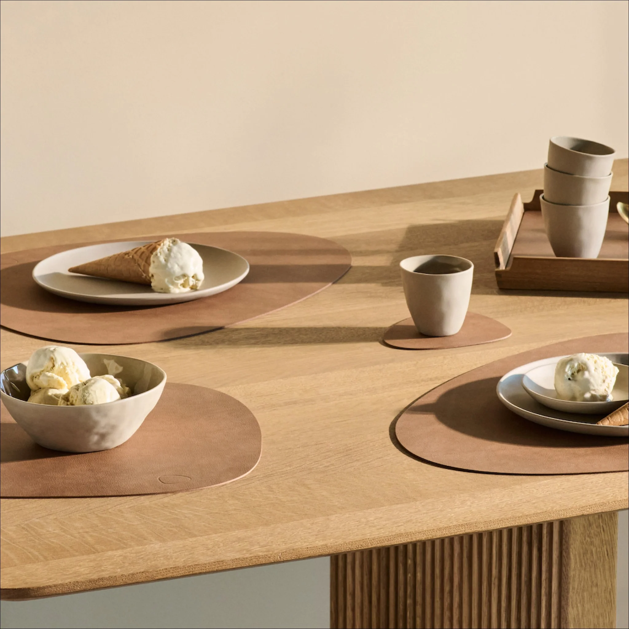 LIND DNA Nupo Curve Table Placemat L, Nature - Image 6