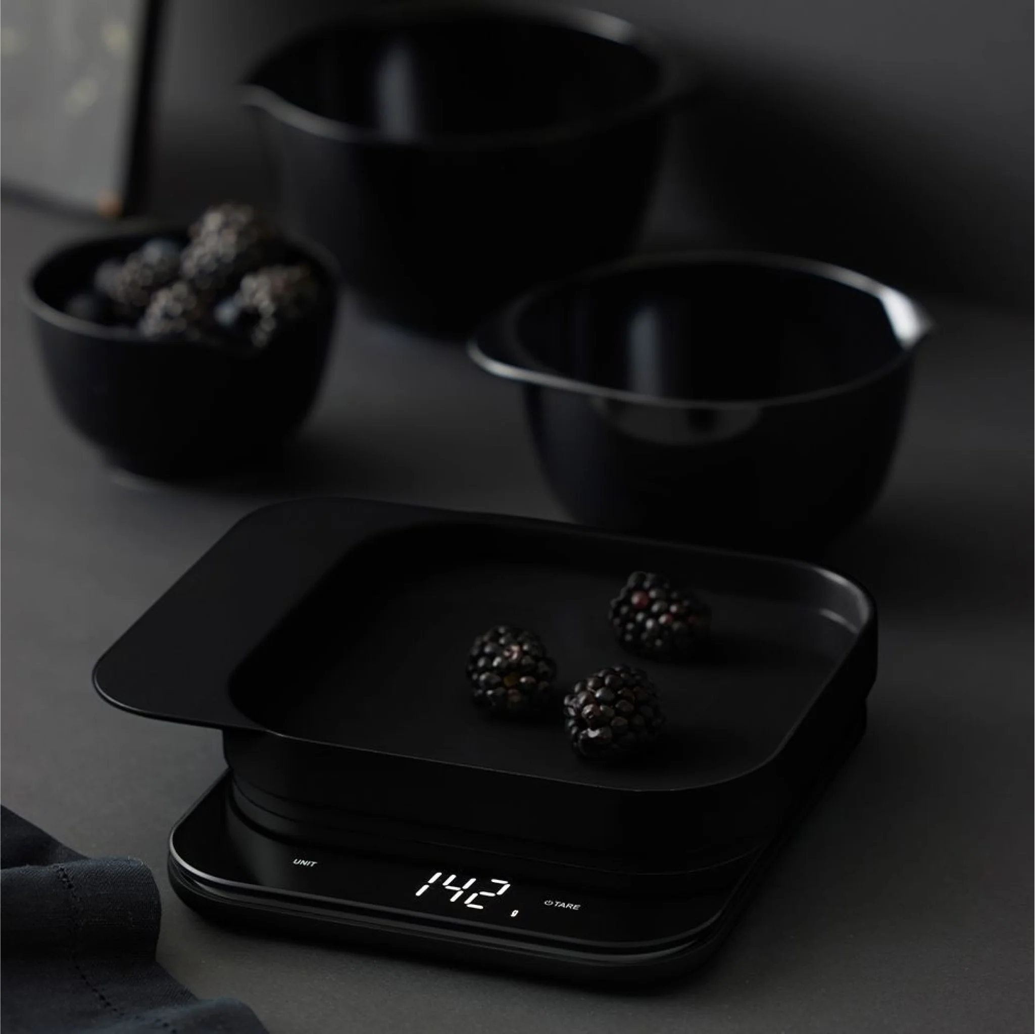 ROSTI Mensura Kitchen Scale, Black - Image 6