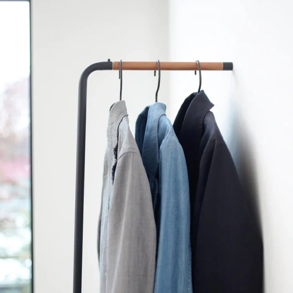 YAMAZAKI Tower Leaning Coat Hanger Rack, Black - Image 7